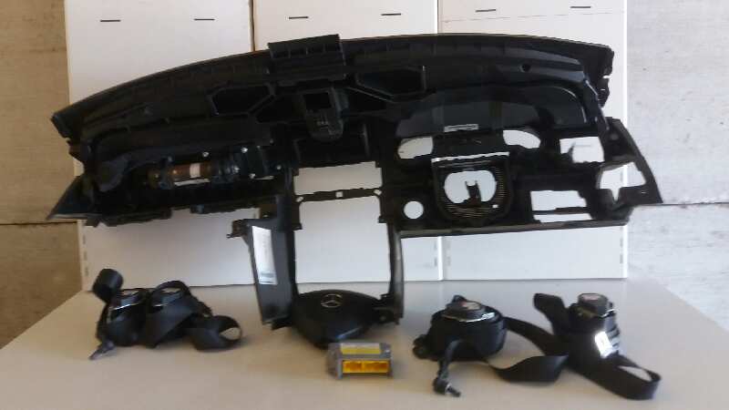 KIT AIRBAG MERCEDES CLASE A (W169) A 160 BE Red & Black (169.331)   |   06.09 - ...