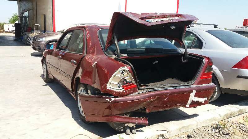 MERCEDES CLASE C (W202) BERLINA 200 CDI (202.134)   |   04.98 - 12.00 foto 10
