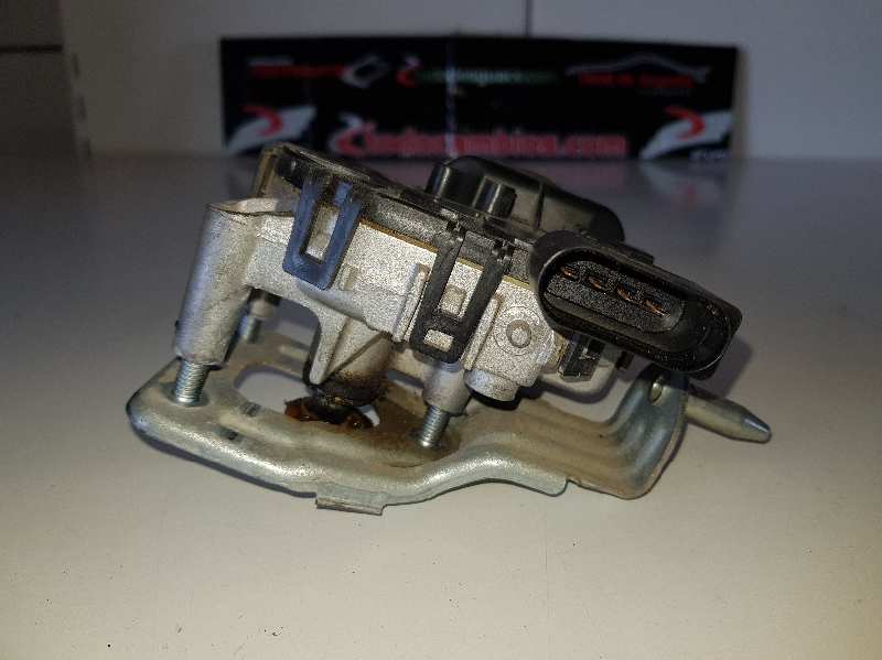 MOTOR LIMPIA DELANTERO foto 6