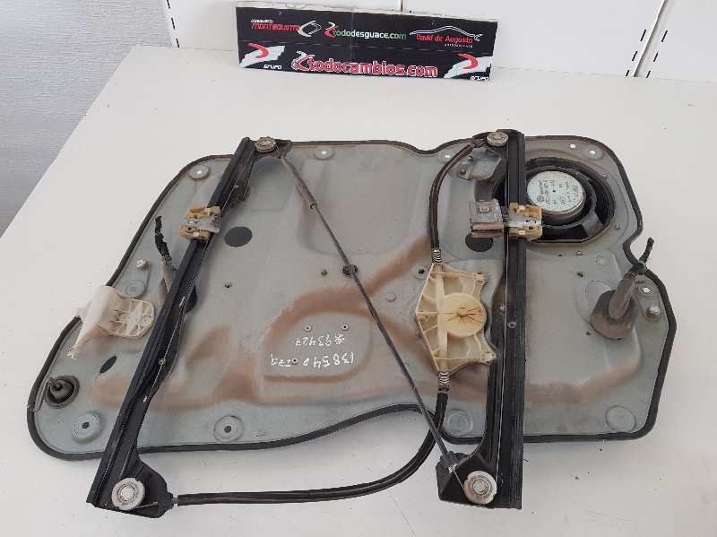 ELEVALUNAS DELANTERO IZQUIERDO RENAULT MASCOTT FgDk 150. 35/55/65 Cabina doble