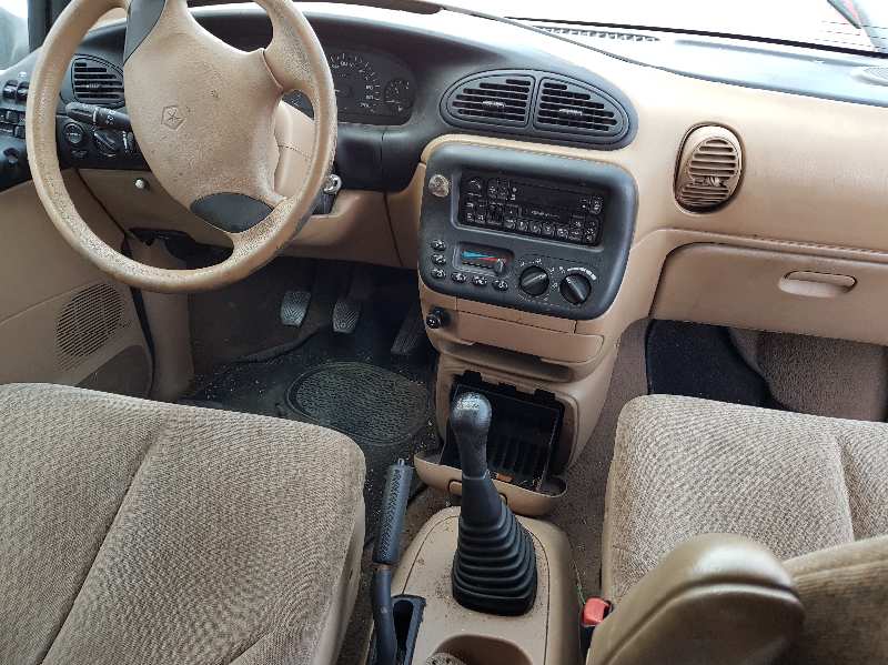 CHRYSLER VOYAGER (GS) 2.4 CAT   |   0.95 - 0.01 foto 5