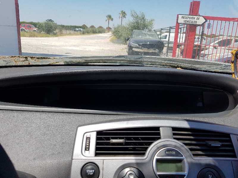 RENAULT SCENIC II i- Music   |   09.05 - ... foto 9