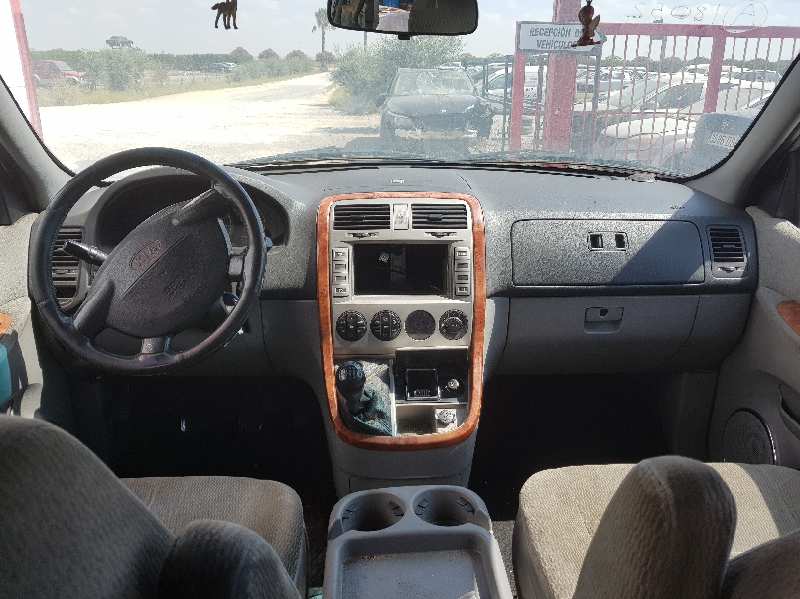 KIA CARNIVAL II 2.9 CDRi EX   |   08.01 - 12.06 foto 6
