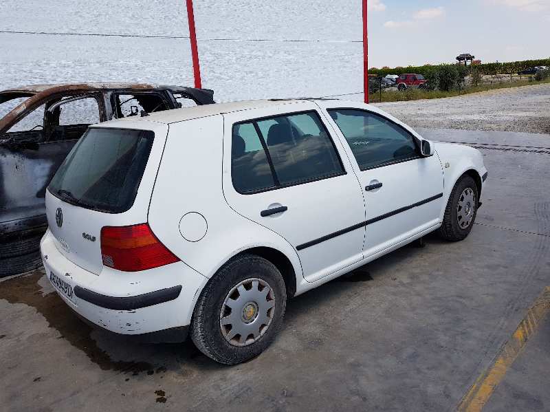 VOLKSWAGEN GOLF IV BERLINA (1J1) Básico   |   0.97 - ...