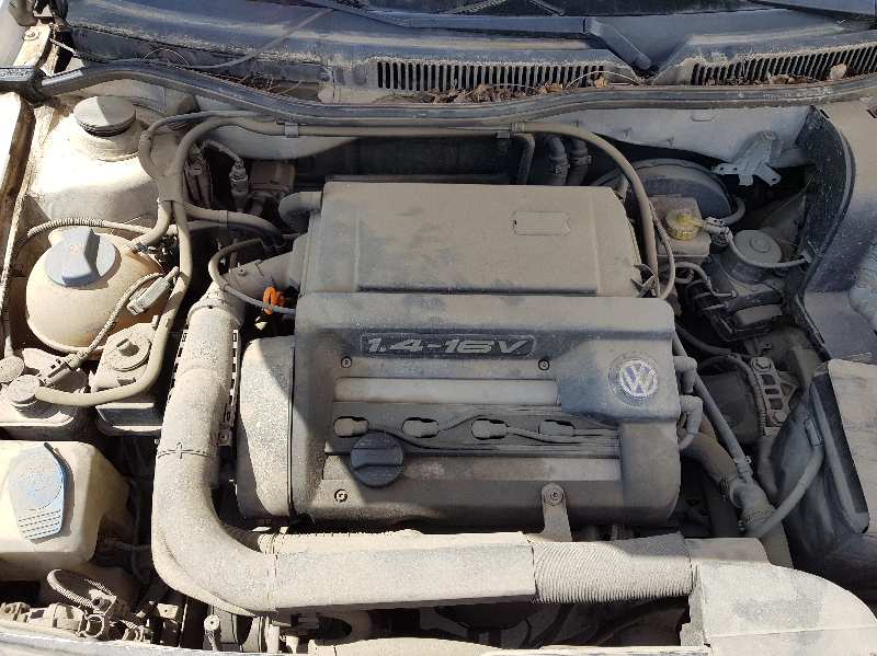 VOLKSWAGEN GOLF IV BERLINA (1J1) Básico   |   0.97 - ...