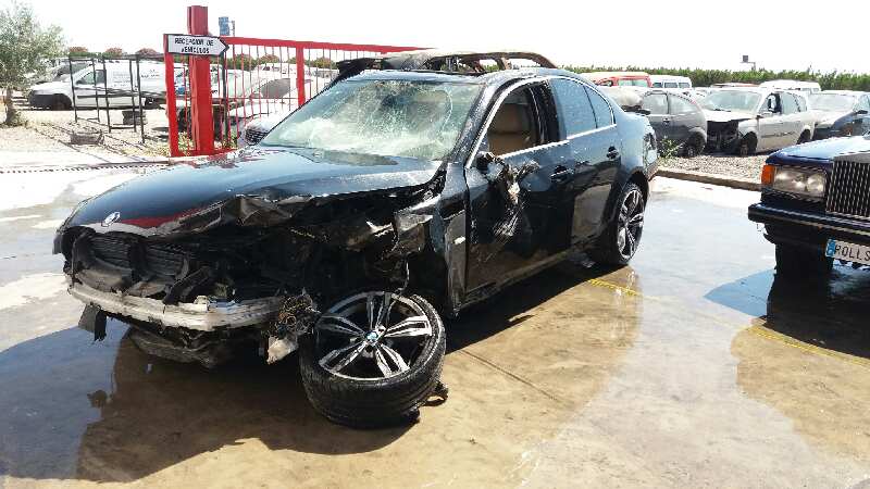 BMW SERIE 5 BERLINA (E60) 530d   |   07.03 - 12.06 foto 5