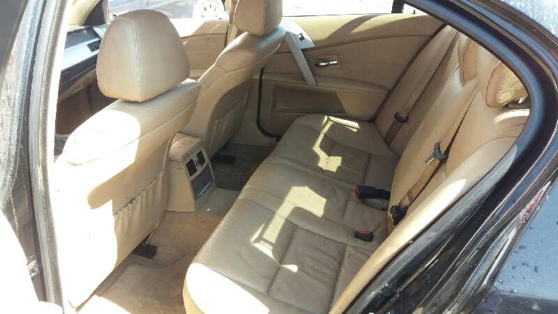 BMW SERIE 5 BERLINA (E60) 530d   |   07.03 - 12.06 foto 11