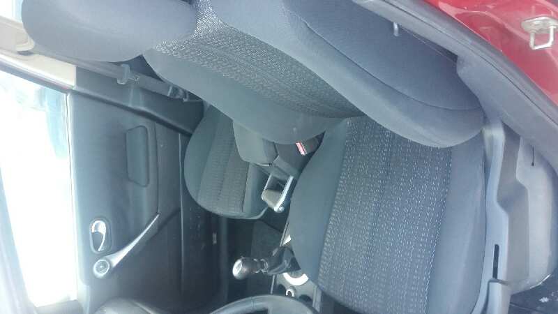 RENAULT MEGANE II FAMILIAR Authentique Motor 1,5 Ltr. - 78 kW dCi Diesel foto 7