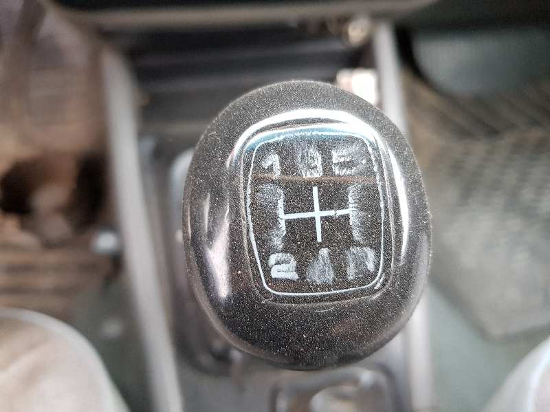 KIA SPORTAGE Sportive (5-ptas.) Motor 2,0 Ltr. - 70 kW CAT foto 7