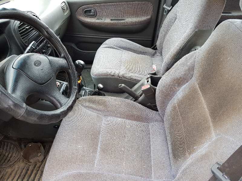 KIA SPORTAGE Sportive (5-ptas.) Motor 2,0 Ltr. - 70 kW CAT foto 10