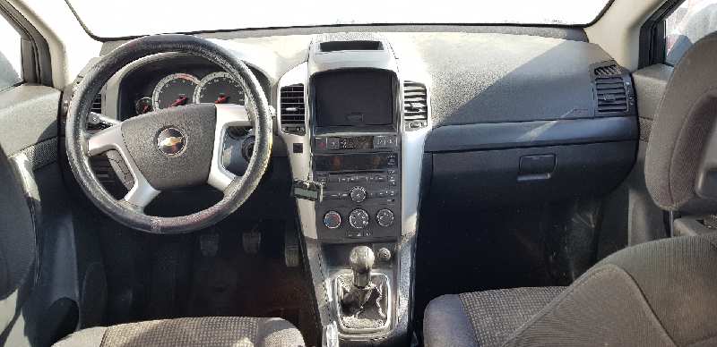 CHEVROLET CAPTIVA 2.0 VCDI LS   |   06.07 - 12.11 foto 5