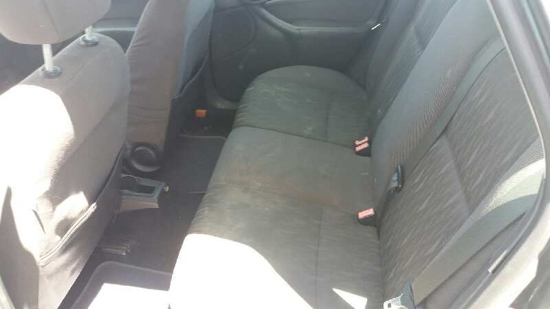 FORD FOCUS BERLINA (CAK) Ambiente Motor 1,6 Ltr. - 74 kW 16V CAT