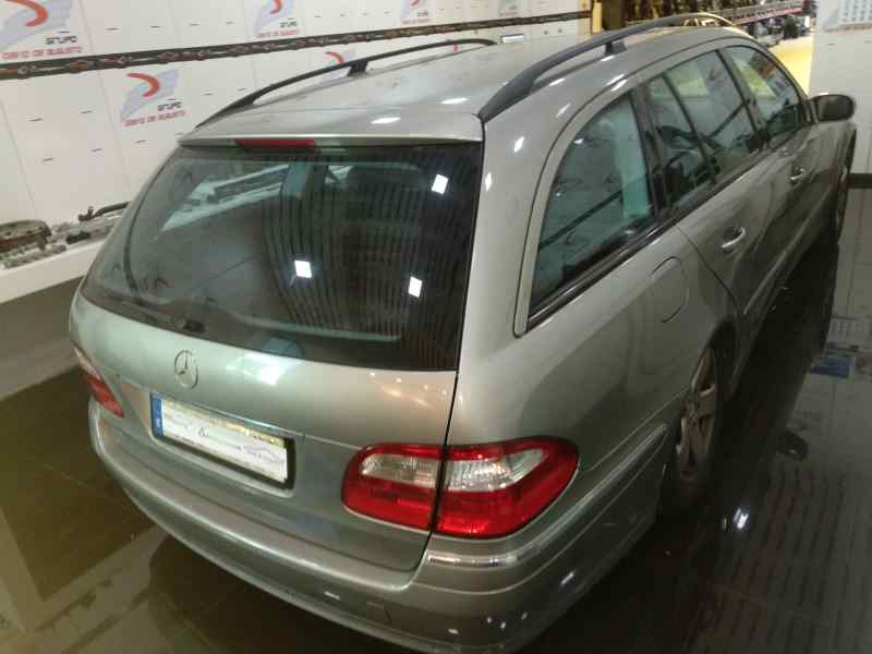 MERCEDES CLASE E (W211) FAMILIAR 220 T CDI (211.206)   |   01.03 - 12.06 foto 6