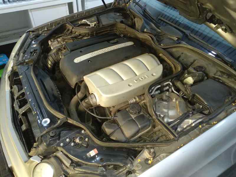 MERCEDES CLASE E (W211) FAMILIAR 220 T CDI (211.206)   |   01.03 - 12.06