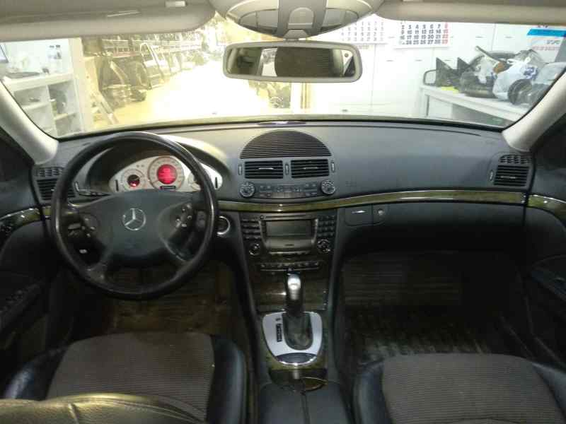 MERCEDES CLASE E (W211) FAMILIAR 220 T CDI (211.206)   |   01.03 - 12.06