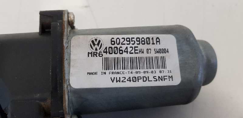 MOTOR ELEVALUNAS DELANTERO IZQUIERDO VOLKSWAGEN POLO (9N1) Conceptline