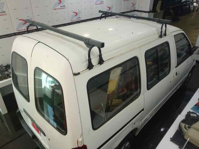 NISSAN VANETTE CARGO (HC23) Familiar (5 asientos) Motor 2,3 Ltr. - 55 kW Diesel foto 2