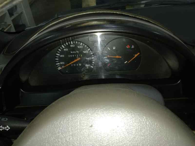 NISSAN VANETTE CARGO (HC23) Familiar (5 asientos) Motor 2,3 Ltr. - 55 kW Diesel foto 6