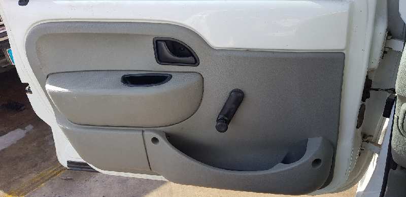 RENAULT KANGOO (F/KC0) Authentique   |   03.03 - ...