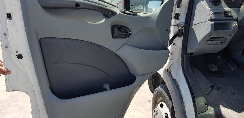 IVECO DAILY CAJA CERRADA (1999 =>) 35 - C 14 Caja cerrada, techo sobreelevado   |   09.04 - 12.06