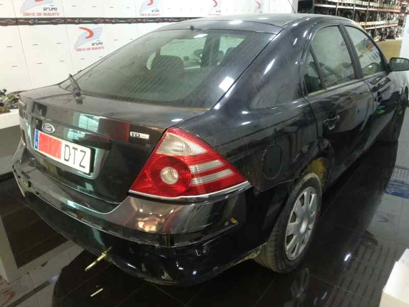 CENICERO FORD MONDEO BERLINA (GE) Ambiente   |   09.00 - 12.02