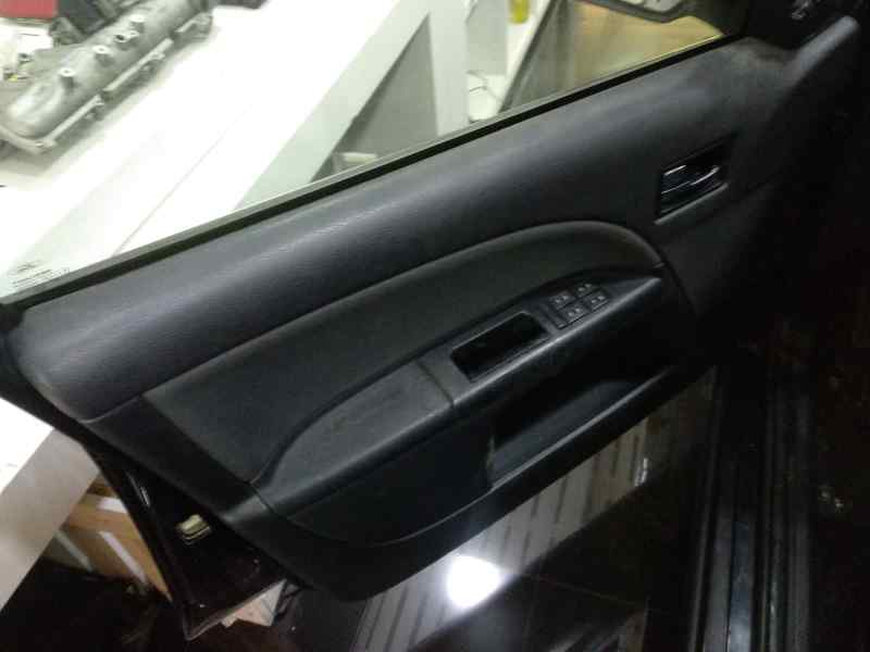 FORD MONDEO BERLINA (GE) Ambiente   |   09.00 - 12.02
