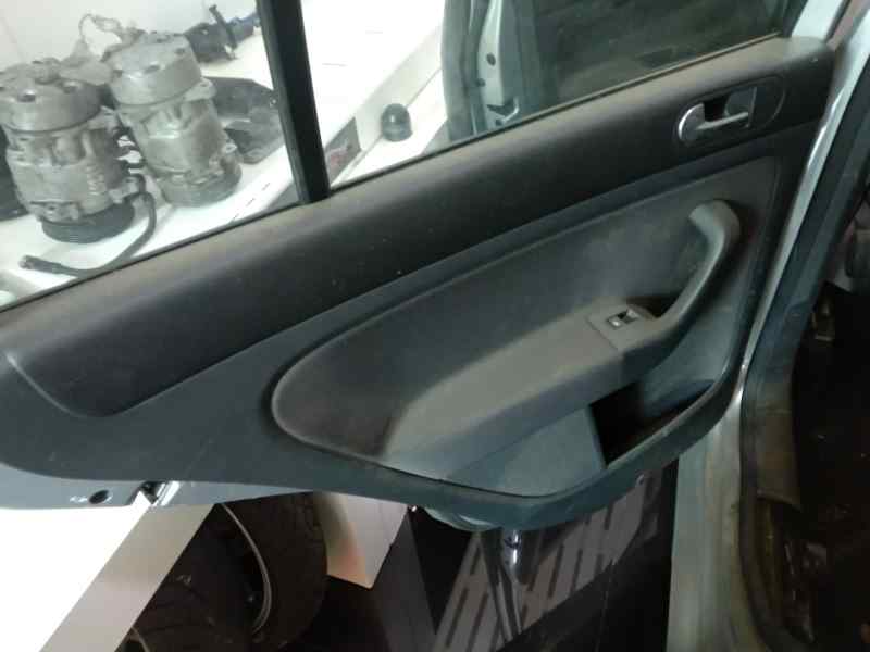VOLKSWAGEN GOLF PLUS (5M1) Edition   |   01.08 - 12.09 foto 3