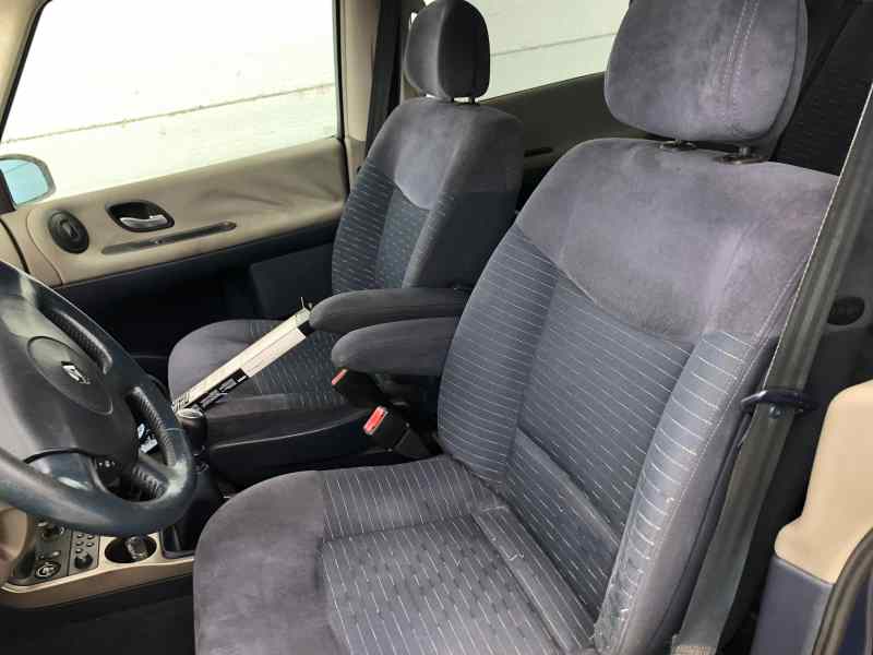 RENAULT ESPACE IV (JK0) Expression Motor 2,2 Ltr. - 110 kW dCi Turbodiesel
