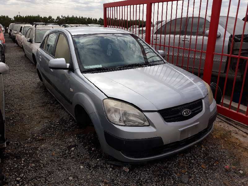 KIA RIO 1.4 EX1   |   08.05 - 12.07 foto 2