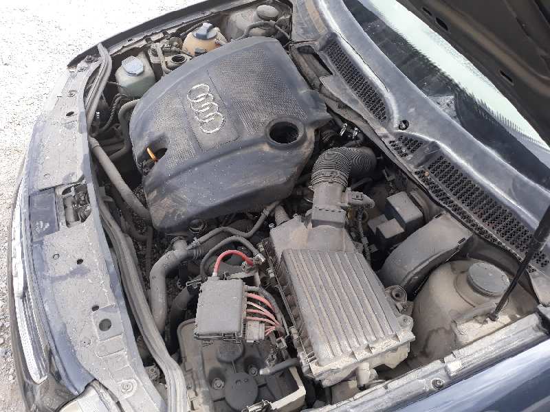 AUDI A3 (8L) 1.6 Ambiente   |   09.96 - 12.00
