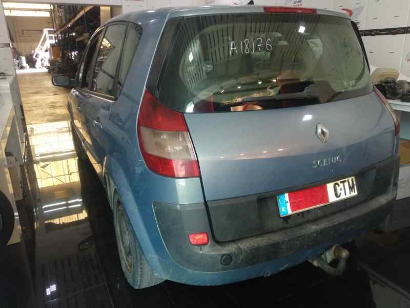 RENAULT SCENIC II Confort Authentique   |   06.03 - 12.05 foto 3