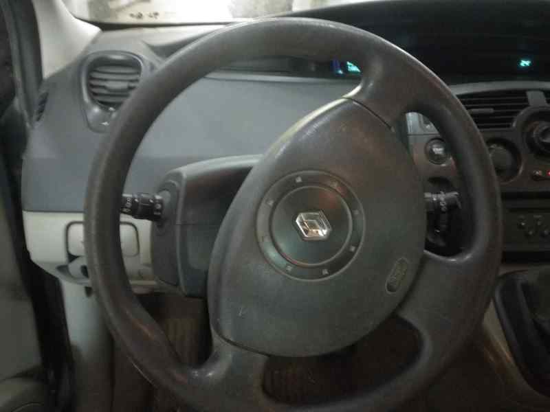 RENAULT SCENIC II Confort Authentique   |   06.03 - 12.05 foto 7