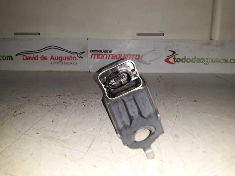 SENSOR AIRBAG TOYOTA PRIUS (NHW20) *   |   0.04 - 0.09