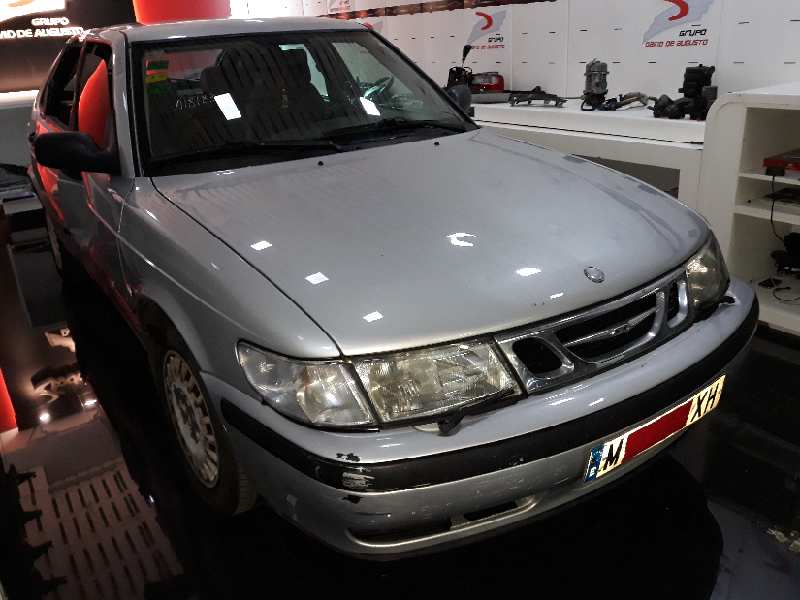 SAAB 9-3 BERLINA 2.2 TID   |   03.99 - 12.01 foto 3