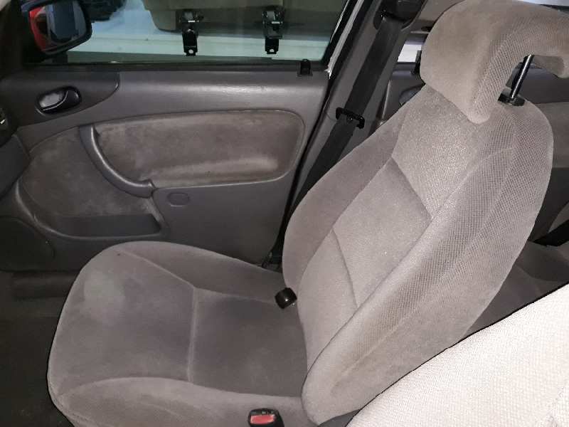 SAAB 9-3 BERLINA 2.2 TID   |   03.99 - 12.01 foto 10