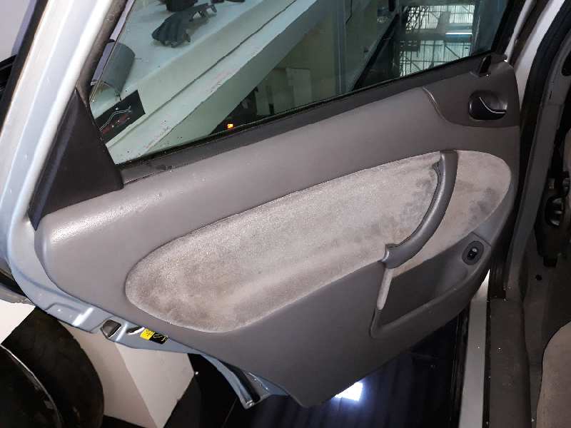 SAAB 9-3 BERLINA 2.2 TID   |   03.99 - 12.01