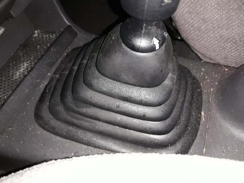 GUARNECIDOS PALANCA CAMBIO SAAB 9-3 BERLINA 2.2 TID   |   03.99 - 12.01