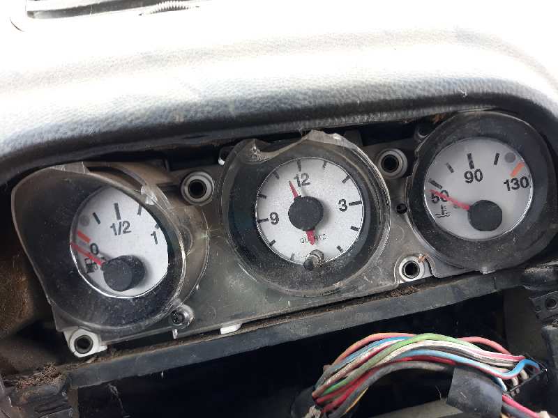 ALFA ROMEO 156 1.6 16V T.Spark Distinctive Motor 1,6 Ltr. - 88 kW 16V CAT
