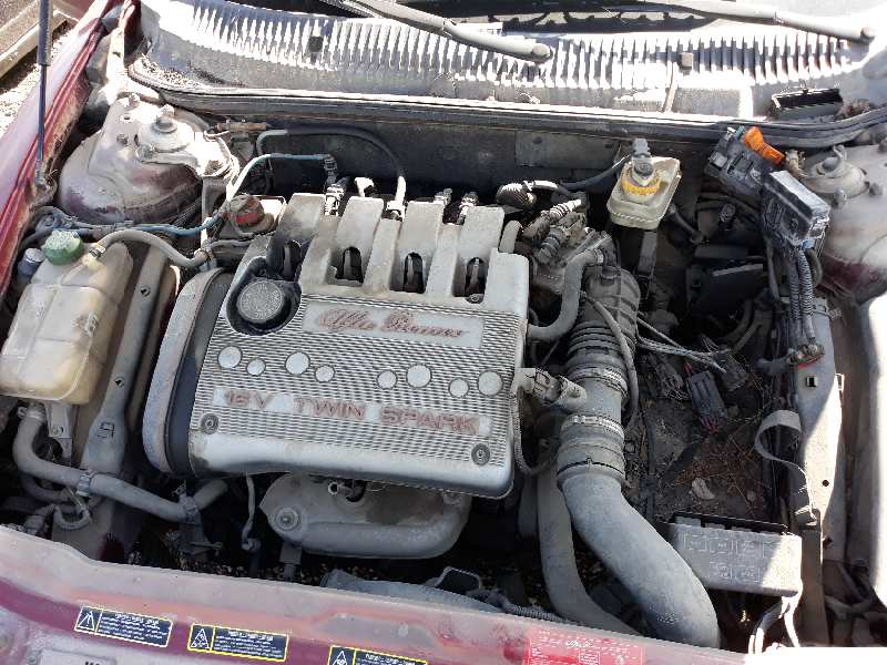 ALFA ROMEO 156 1.6 16V T.Spark Distinctive Motor 1,6 Ltr. - 88 kW 16V CAT