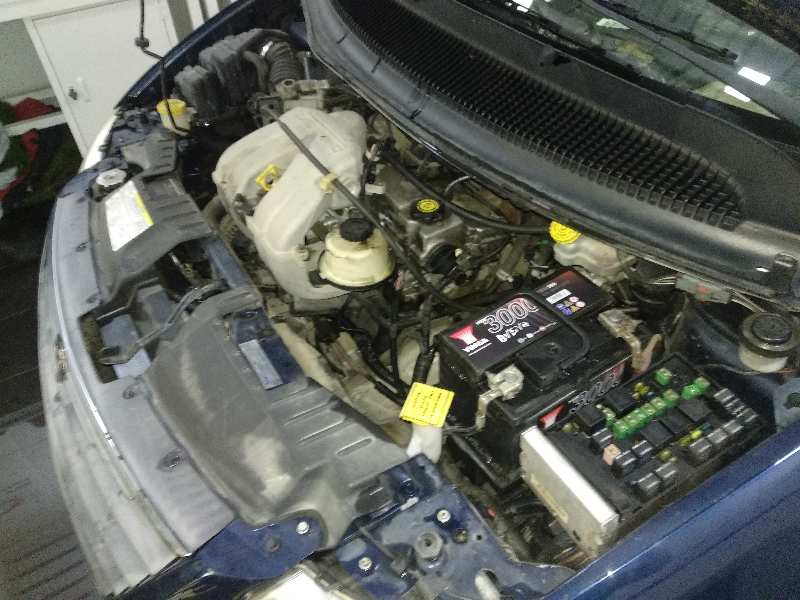CHRYSLER VOYAGER (RG) 2.4 SE Motor 2,4 Ltr. - 110 kW CAT