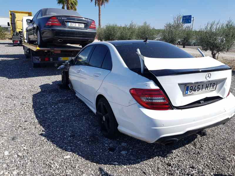 MERCEDES CLASE C (W204) BERLINA C 200 CDI BlueEfficiency (204.001)   |   10.09 - 12.11 foto 2