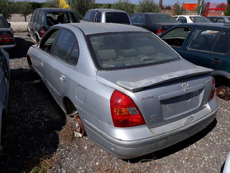 HYUNDAI ELANTRA (XD) 2.0 CRDi Comfort (5-ptas.) Motor 2,0 Ltr. - 83 kW CRDi CAT