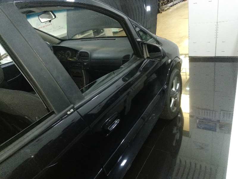 PUERTA DELANTERA DERECHA OPEL ZAFIRA A *