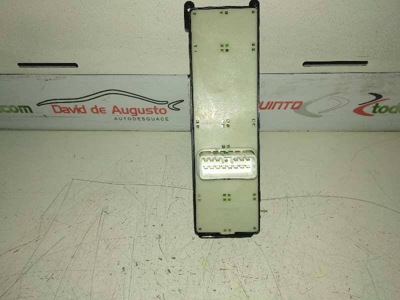 MANDO ELEVALUNAS DELANTERO IZQUIERDO foto 3