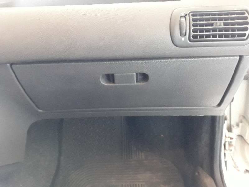 GUANTERA FIAT PUNTO BERL. (176) 60 Star   |   09.96 - ...