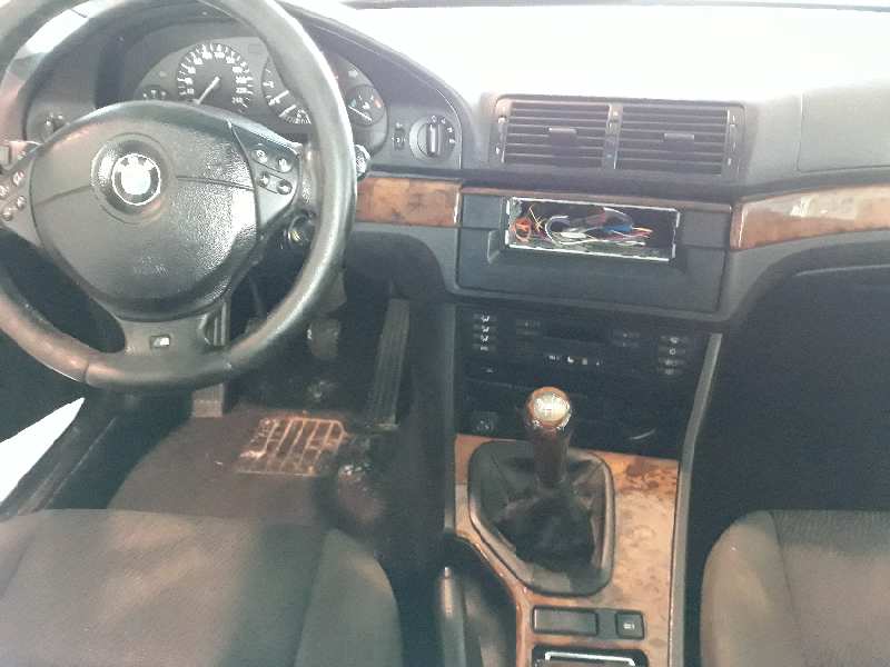 BMW SERIE 5 BERLINA (E39) 520d   |   03.00 - 12.03 foto 12