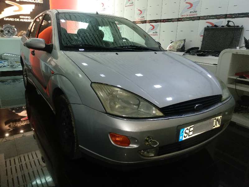 FORD FOCUS BERLINA (CAK) Ambiente   |   08.98 - 12.04