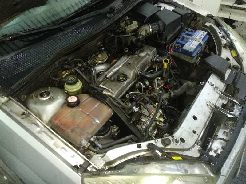 FORD FOCUS BERLINA (CAK) Ambiente   |   08.98 - 12.04