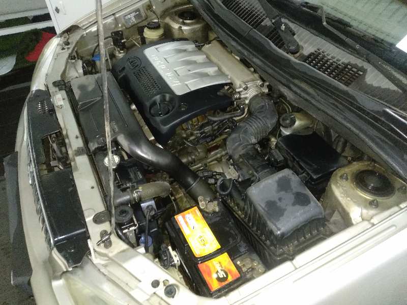 KIA CARENS 1.8 16V EX Monovolumen Motor 1,8 Ltr. - 93 kW 16V CAT