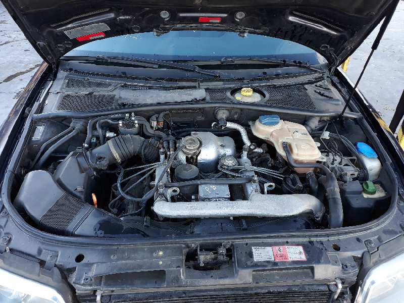 AUDI A4 BERLINA (B5) 2.5 TDI Motor 2,5 Ltr. - 110 kW V6 24V TDI